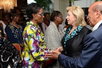 Deuil: Mme Dominique Ouattara apporte son soutien aux familles Goudou et Ouégnin-Yacé